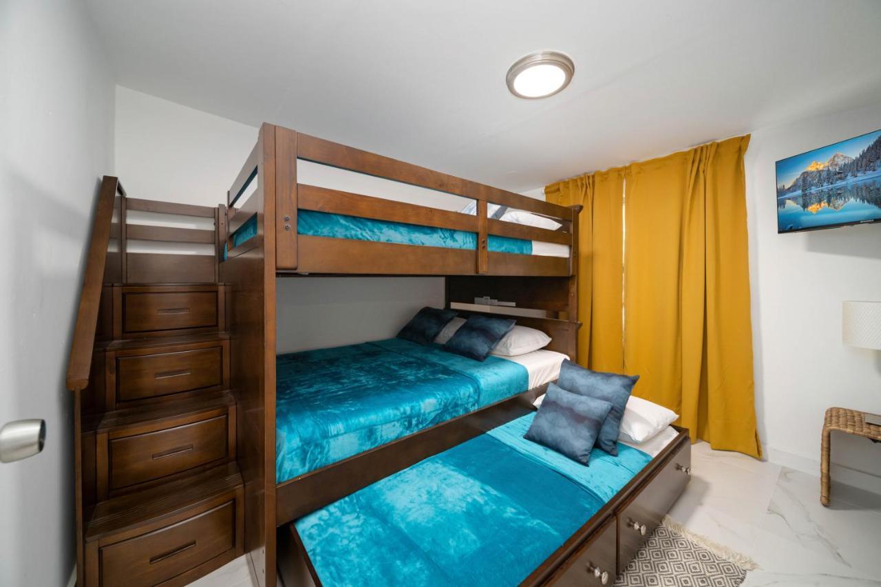 Tropical Marlins House Villa ไมอามี ภายนอก รูปภาพ